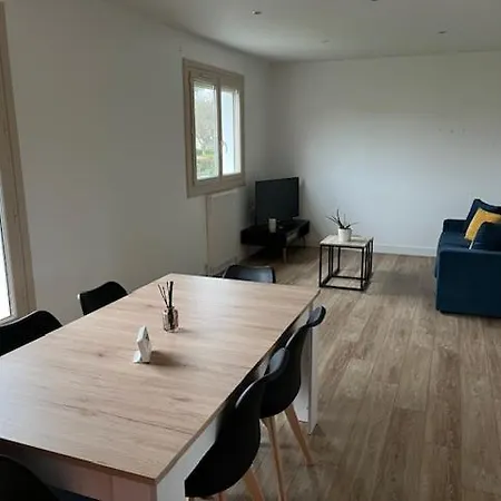 בית נופש Maison Avec Jardin Proche Circuit Des 24h Moncé-en-Belin